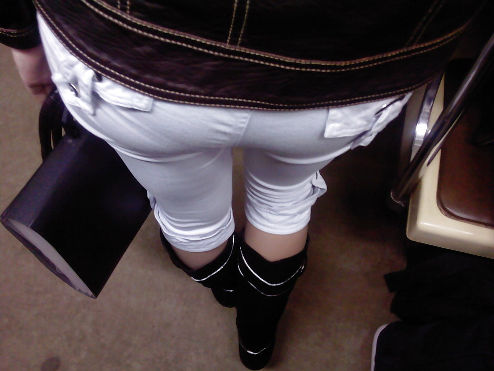 Bellezas del metro
 #10190399