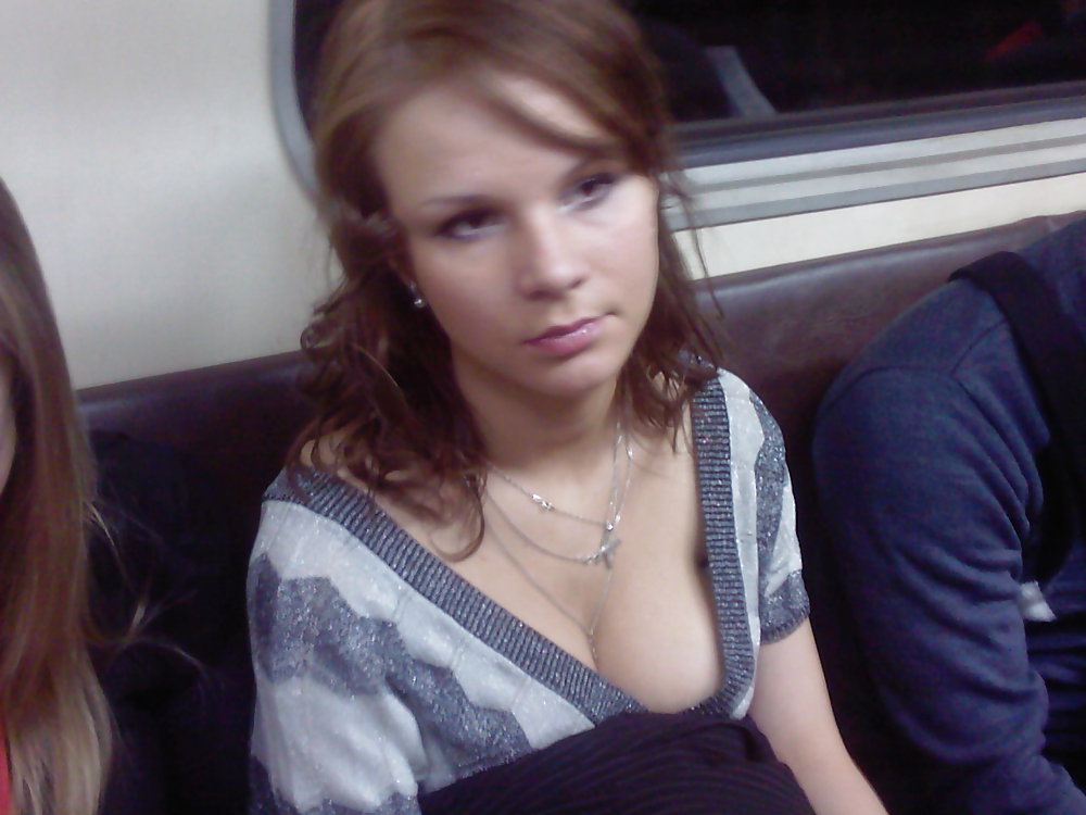 Bellezas del metro
 #10190431