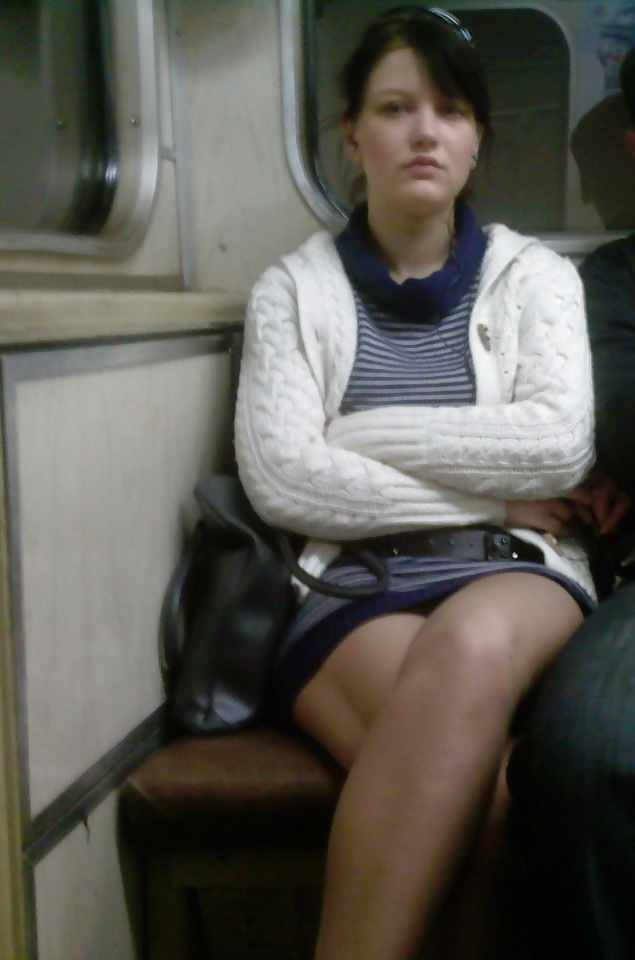 Bellezas del metro
 #10190446