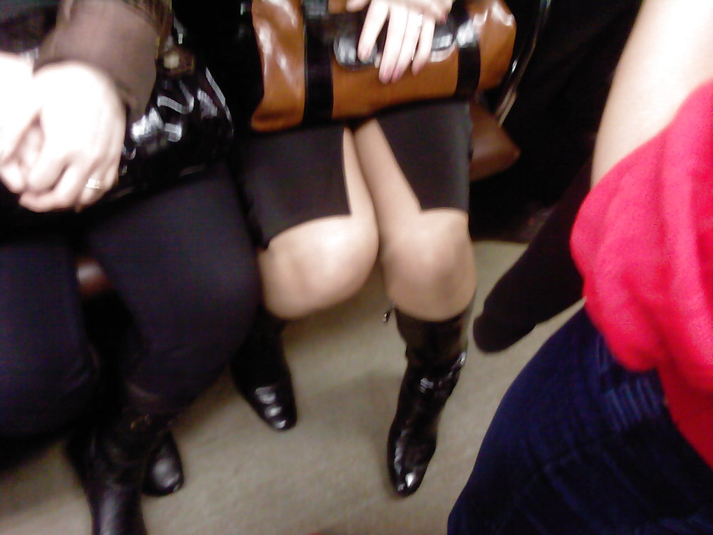 Bellezas del metro
 #10190686