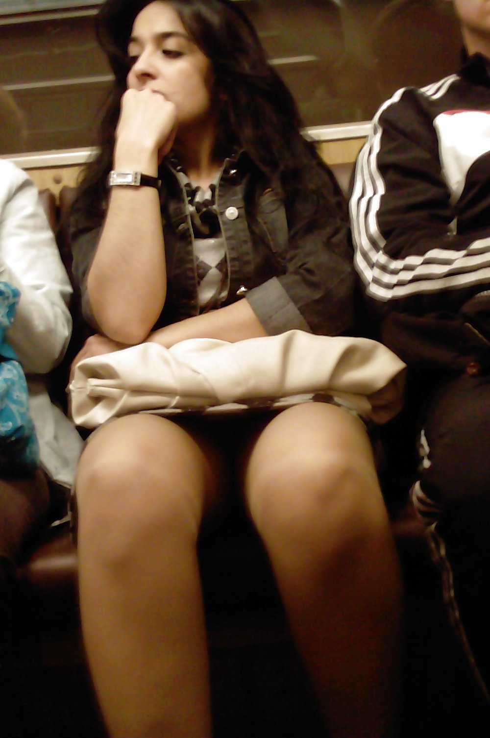 Bellezas del metro
 #10190866