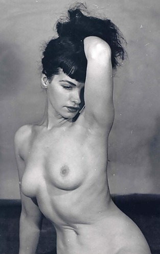 Bettie Page 1! #9594055