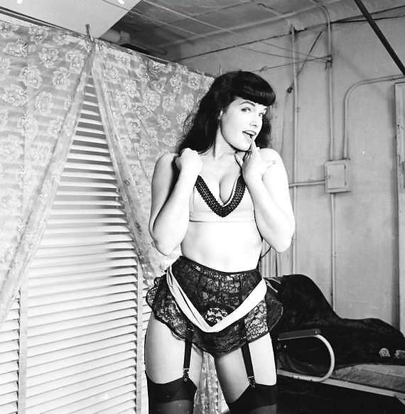 Bettie Page 1! #9594101