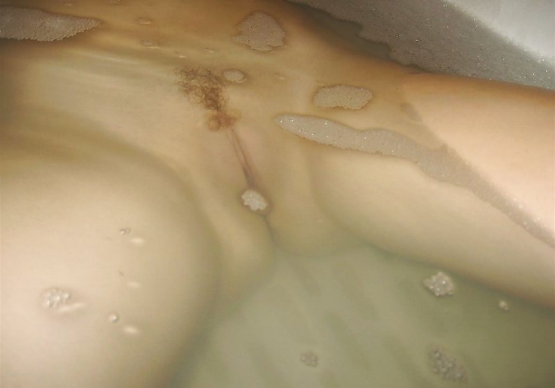 Turkish teen masturbates in bathtube - N. C.  #5184456