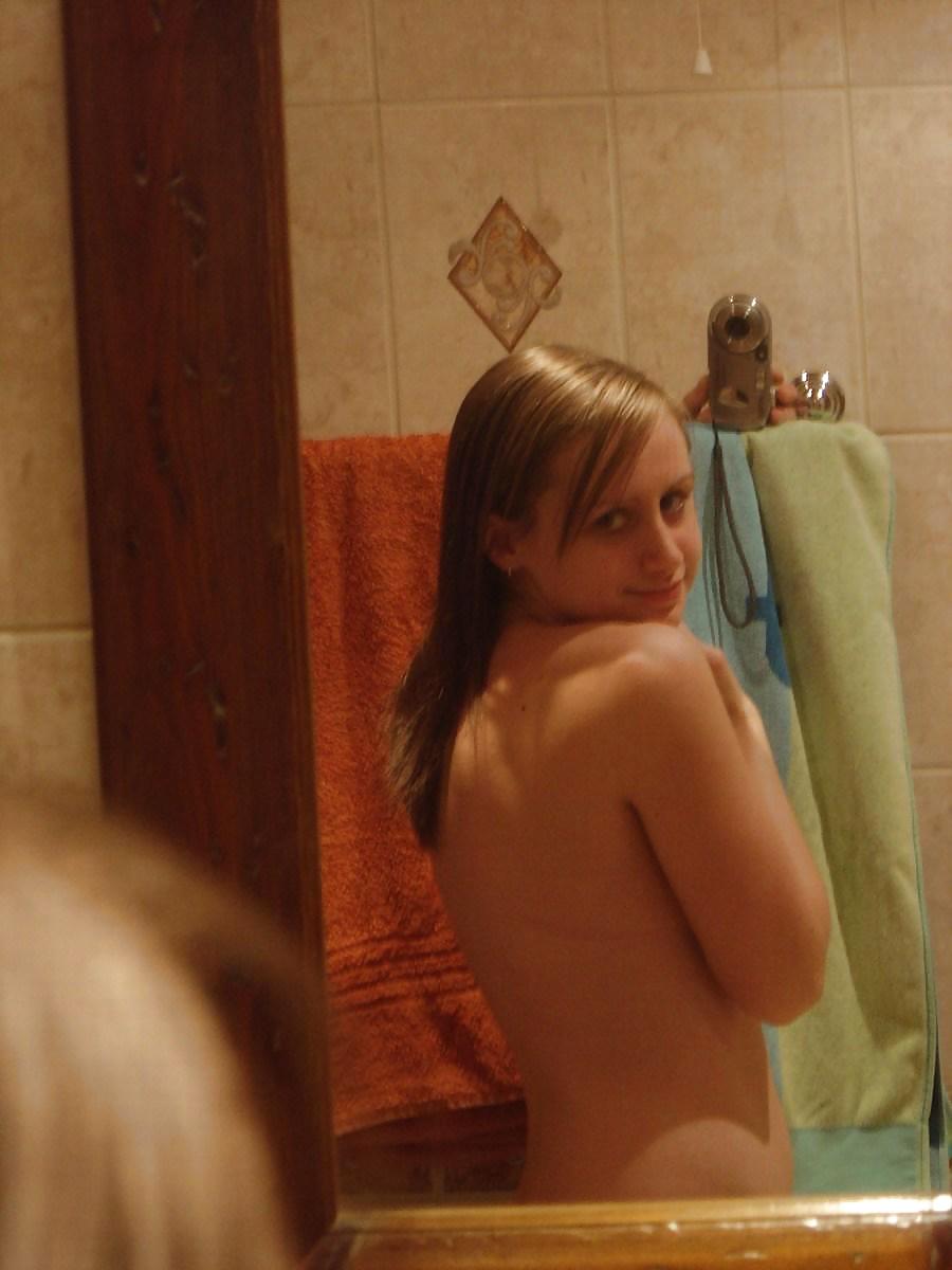 Desnudo chica joven 3
 #7470134