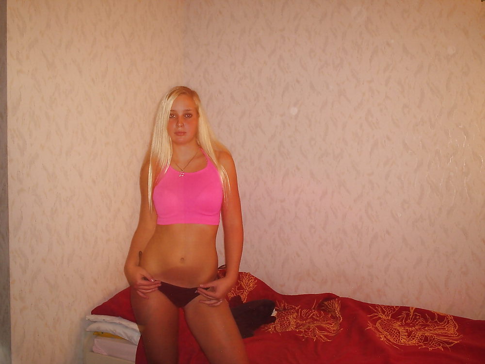 Amateur Blondinen Sandra Nackt #5060370