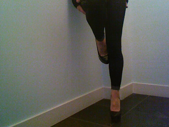More jeans legging!!! showing my nice round bubble ass!! #14753196
