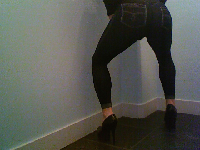 More jeans legging!!! showing my nice round bubble ass!! #14753202