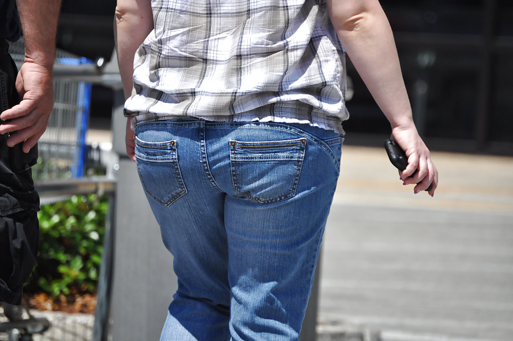 Fat bootys in jeans - Public Peeping #4314977