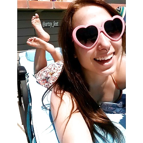 Sole Pose #22674916