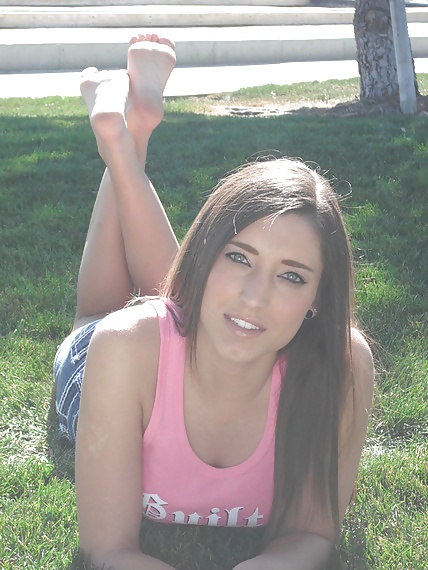 Sole Pose #22674927