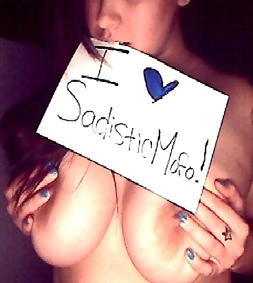 Girls Who Love Me (Fan Signs) #16810262