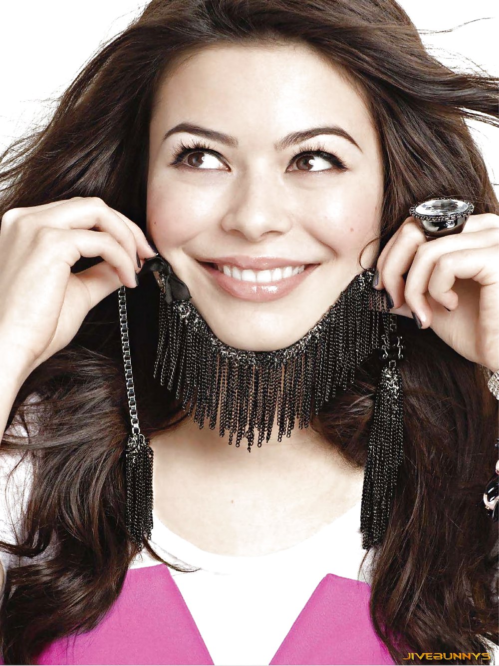 Miranda cosgrove
 #17823160