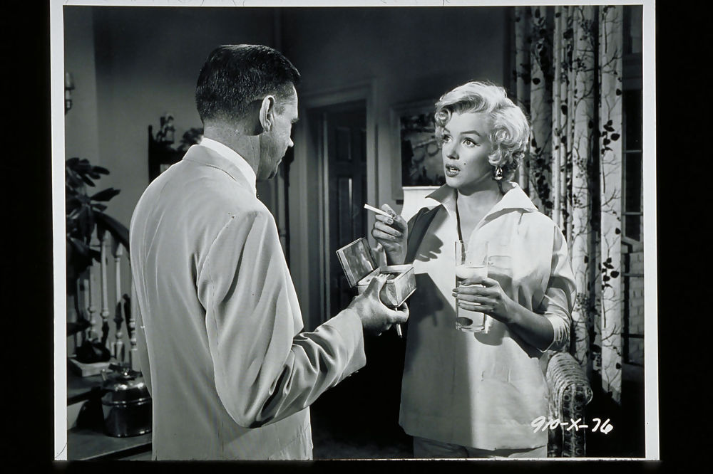 Hot Movie 31 : THE SEVEN YEAR ITCH   #20137671