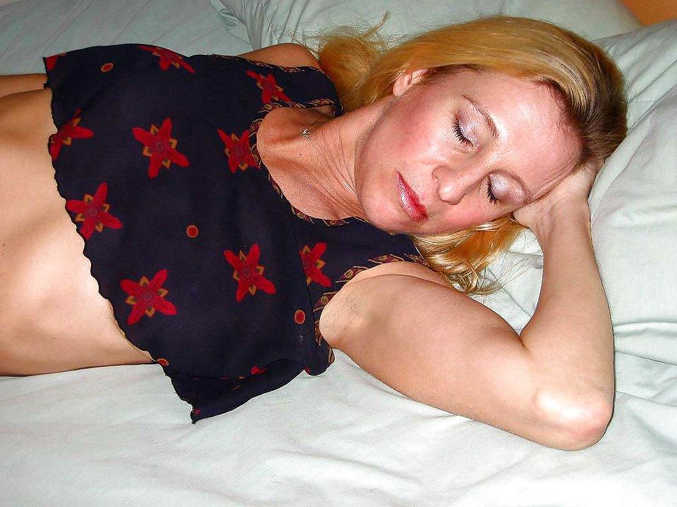 HOUSEWIVES ARE DAMN HORNY X #8621556