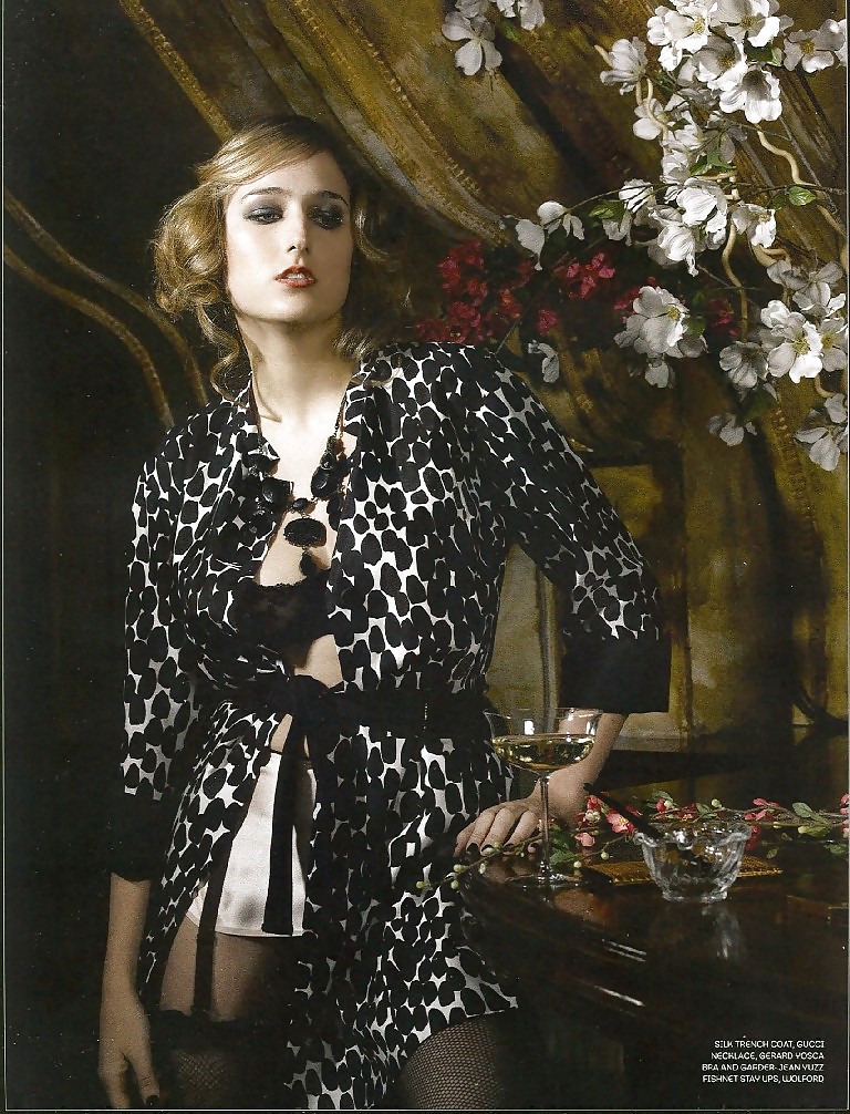 Leelee sobieski hot bitch
 #11948360