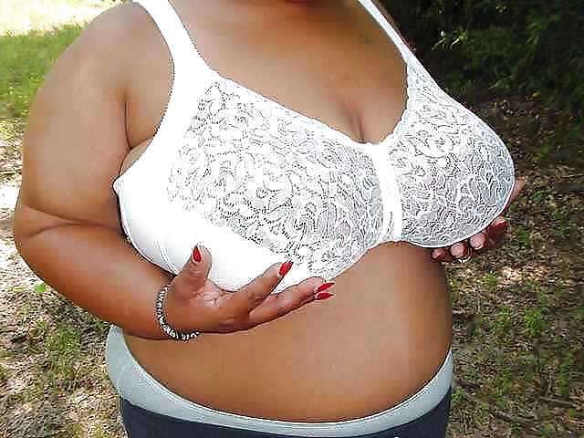 Big bras on mature women 4 #15941874