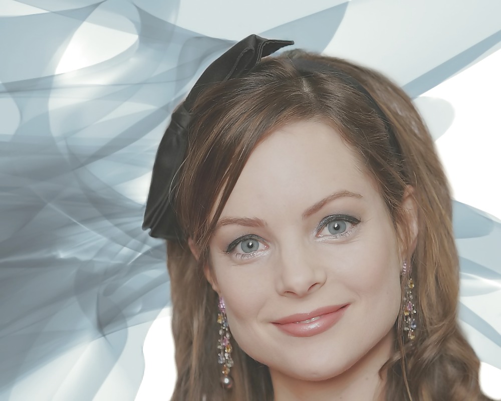 Kimberly williams paisley
 #3968338