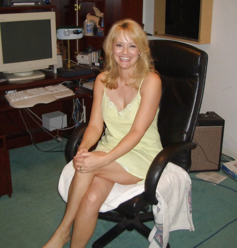 Legs 2 CUM over4 #9564011