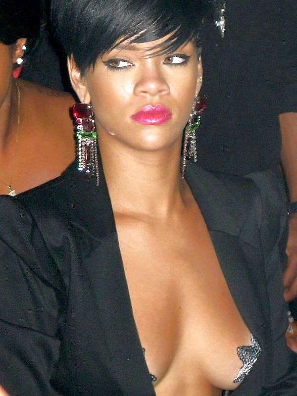 Rihanna BREASTS collection #14621392