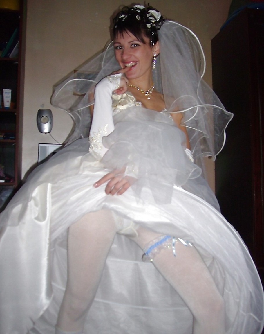 Pantyhose Bride #9900073