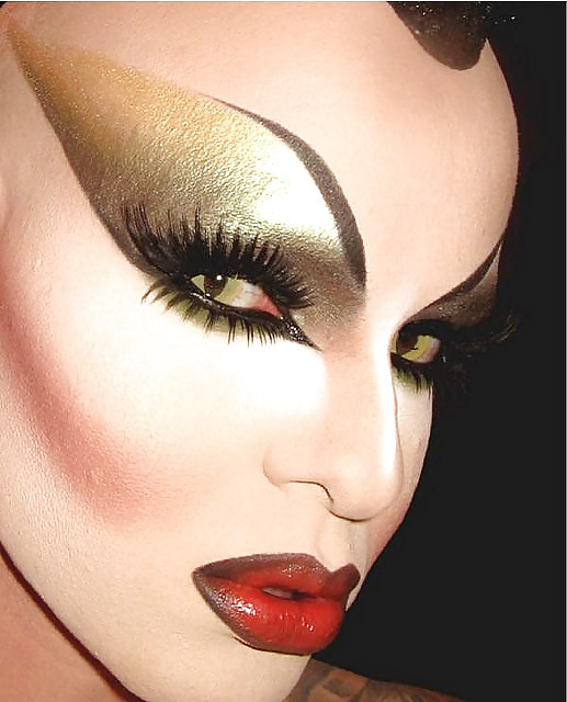 The Beauty of Drag #19089235
