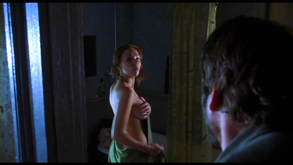 SCARLET JOHANSSON 
 #3221285