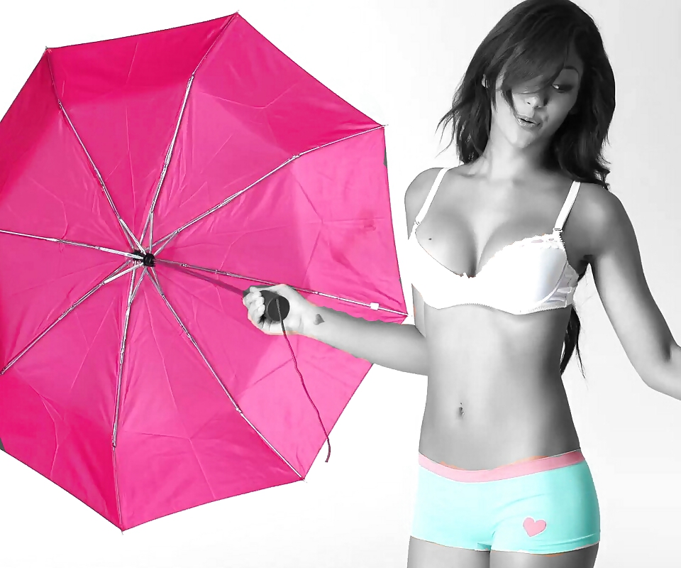 Die Hälfte Oder Nicht Nackt #16342528