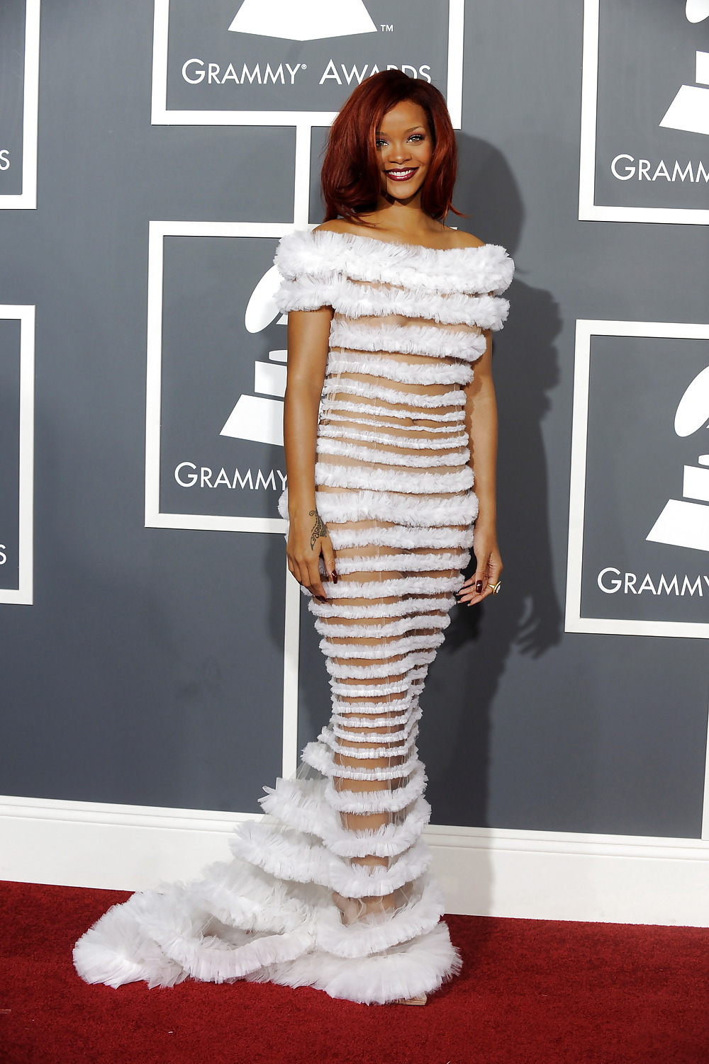 Rihanna Der 53. Jährlichen Grammy Awards #4252079