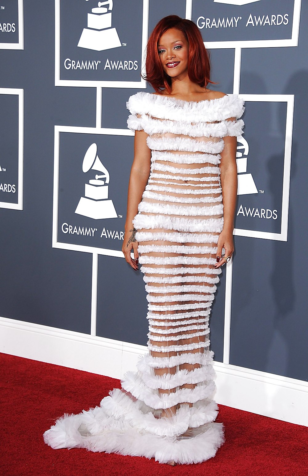 Rihanna The 53rd Annual GRAMMY Awards #4252194