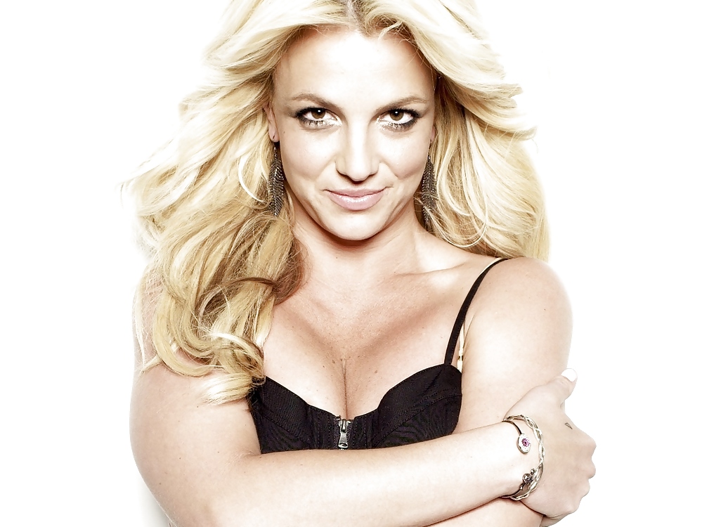 Britney spears escote
 #22454346