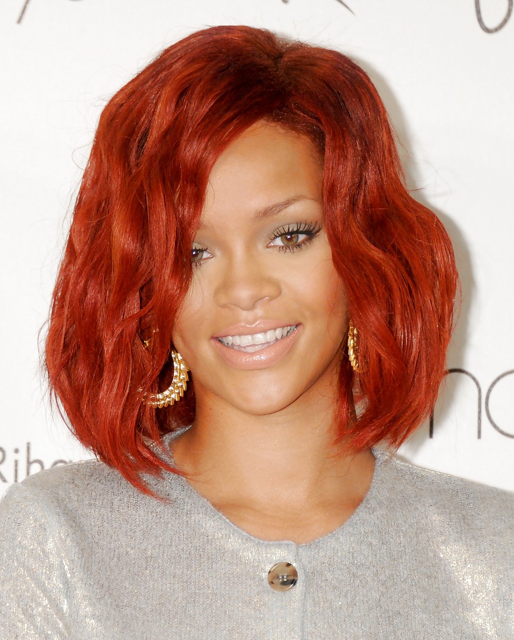 Rihanna rebl fleur fragancia lanzamiento en lakewood
 #2917619