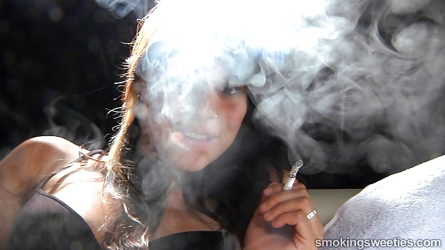 Smoking girlx rockx #401824