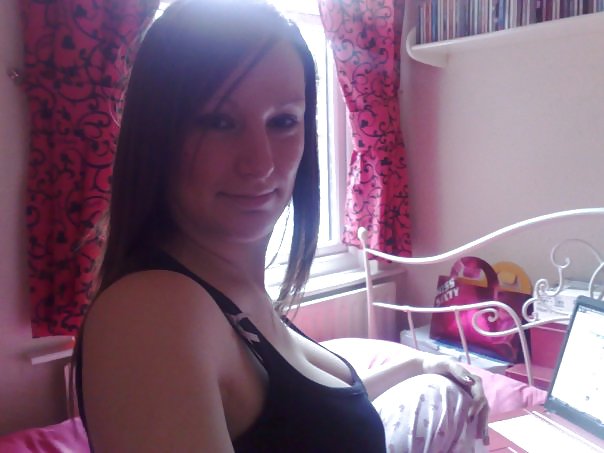 Hot Girl I know and love to Wank Over! #16500823