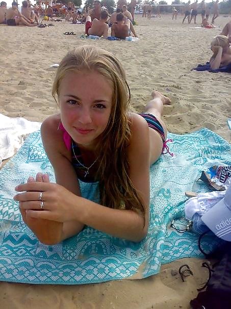 Girl 6 #4490898
