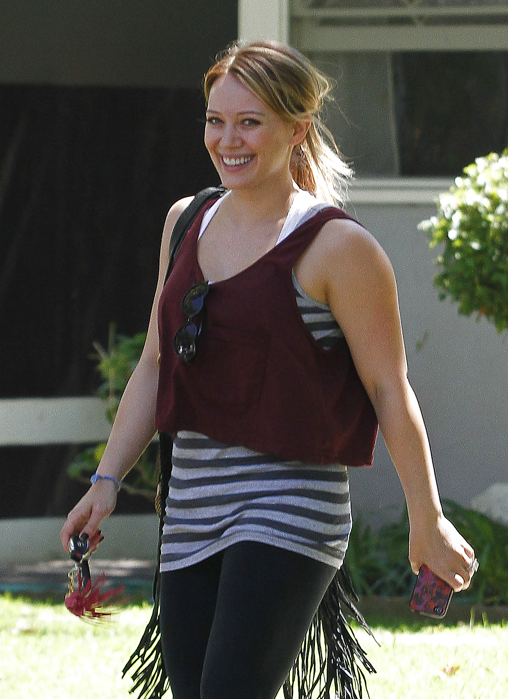 Hilary Duff Geht An Yoga-Klasse Sucht Glücklich Hollywood #7464051