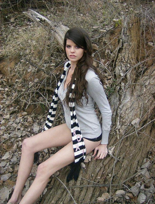 La hermosa tegan
 #6915155