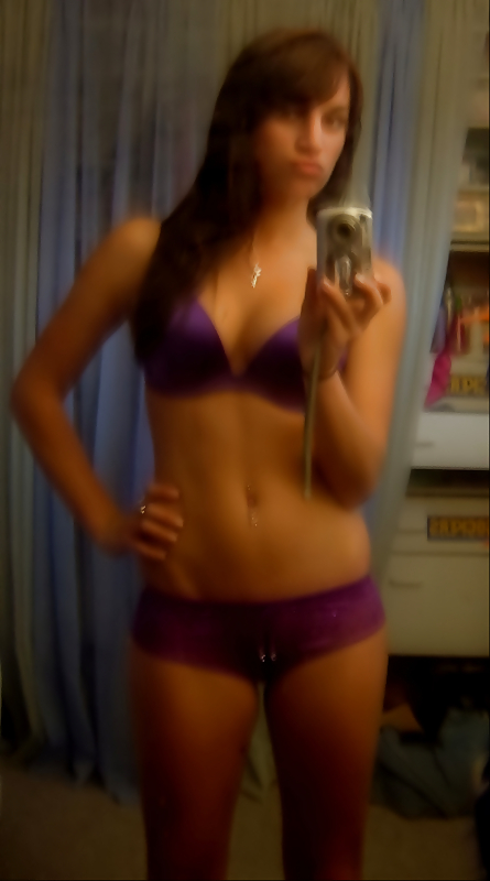 Nice Girl, Selfshot #21146834