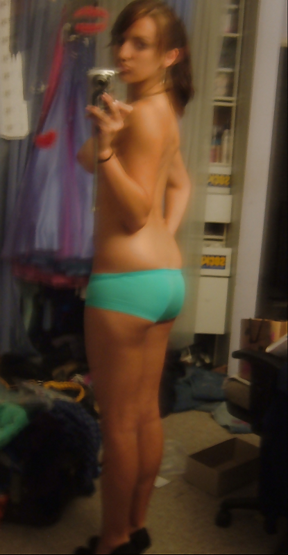 Nice Girl, Selfshot #21147056