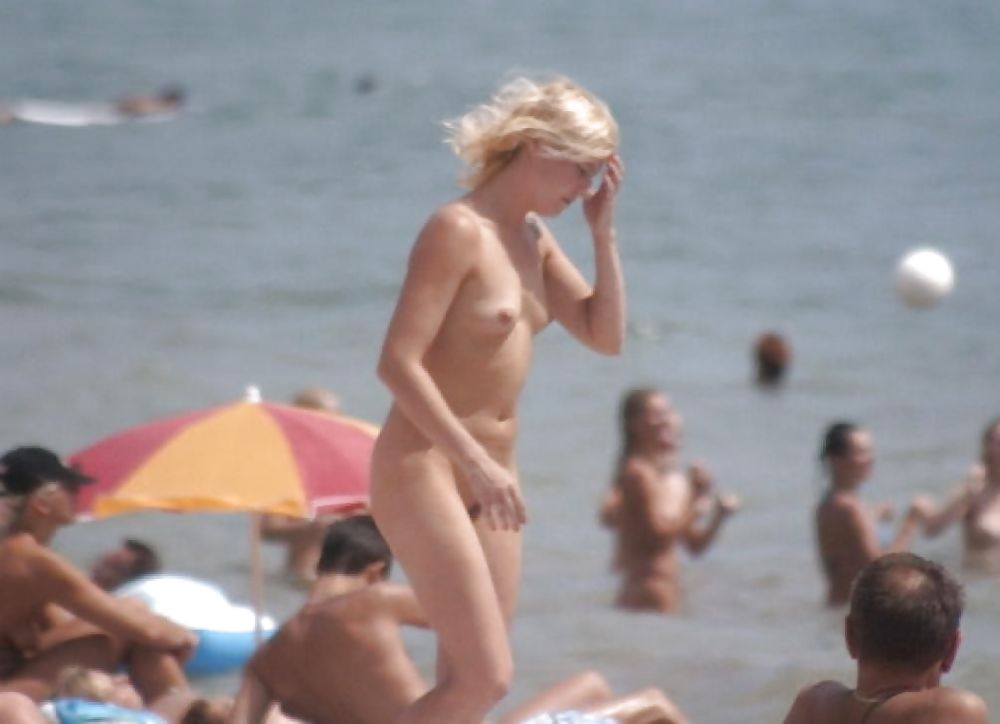 Nudist Beach Blondes #1439973