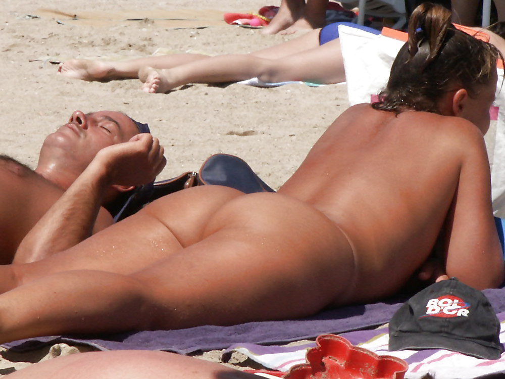 Worn seaside #9659498