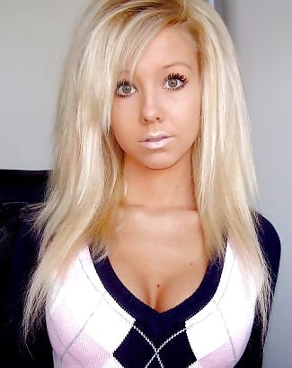 Bimbos, hotties and barbies