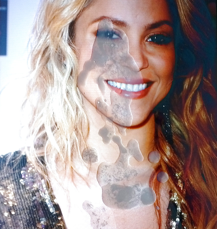 Shakira cumshot-collezione
 #12510051
