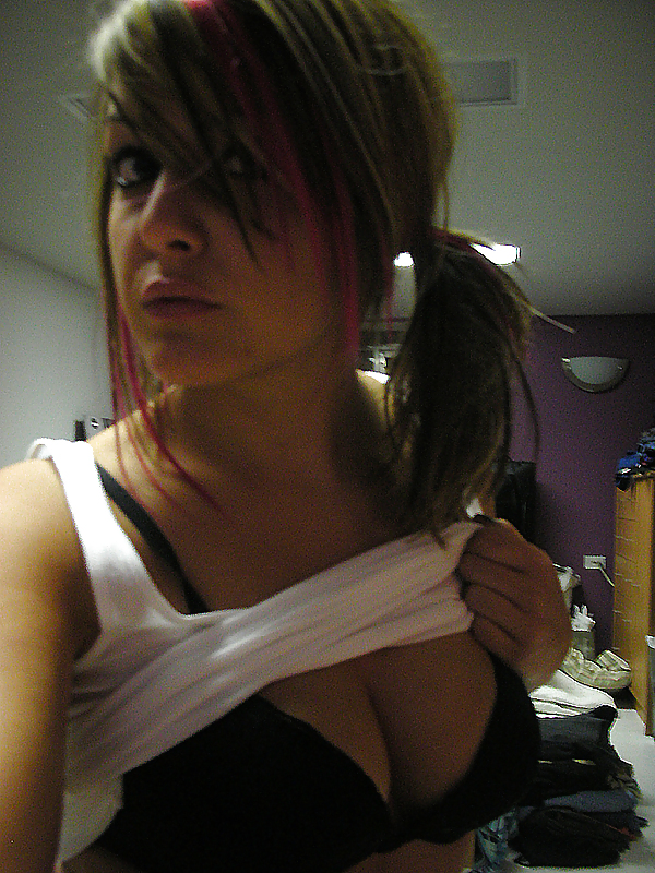 Amateur Selfshoot #4156175