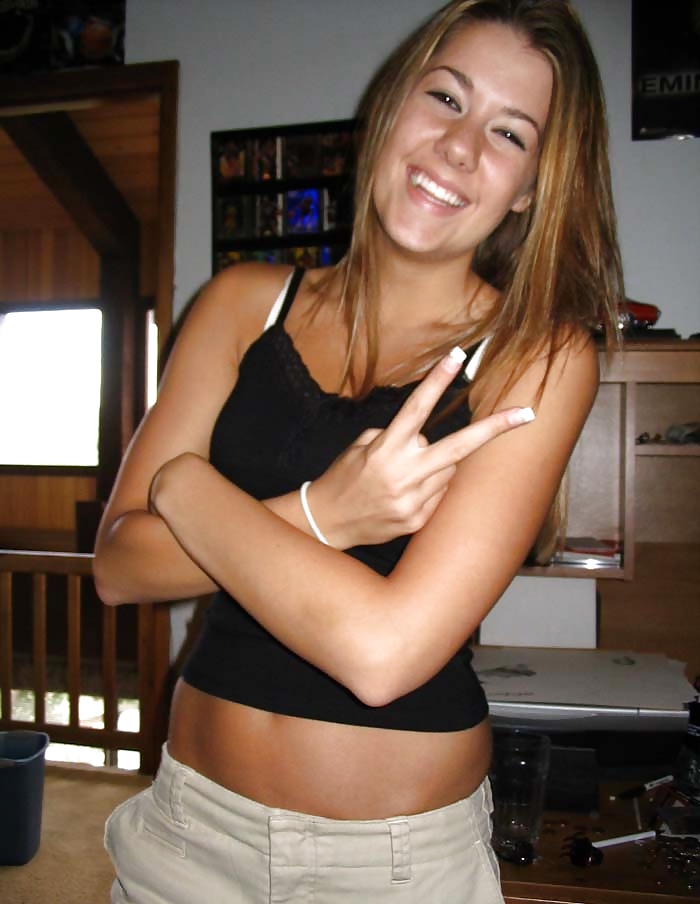 Sexy body on this Amateur #4255297