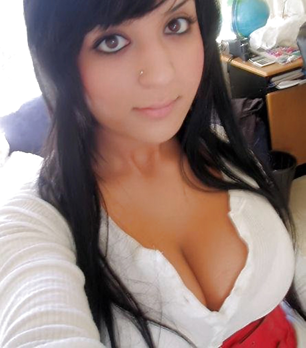 Cleavage and Big Boobs 2 #6544422