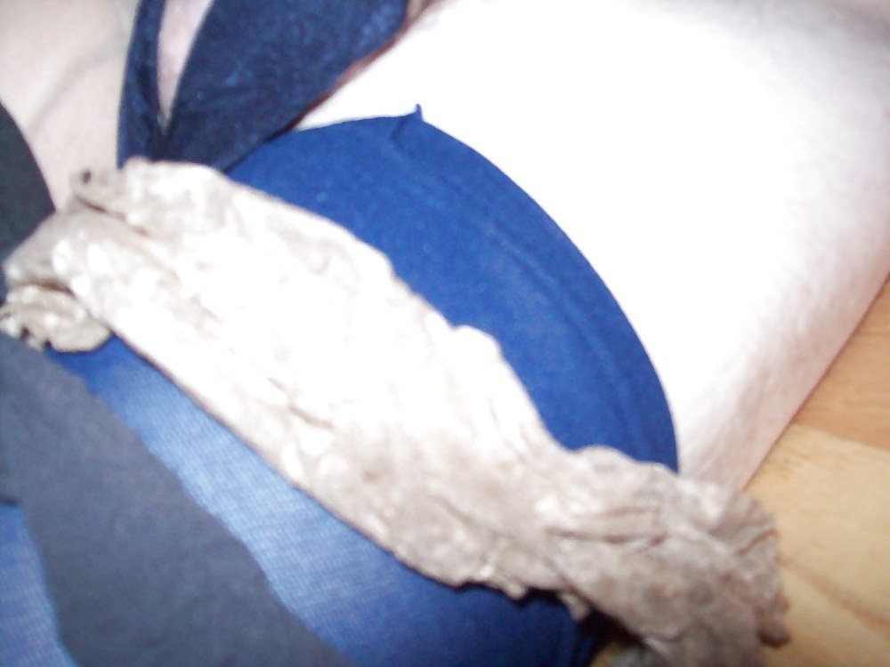 Four collors and cream #8512409