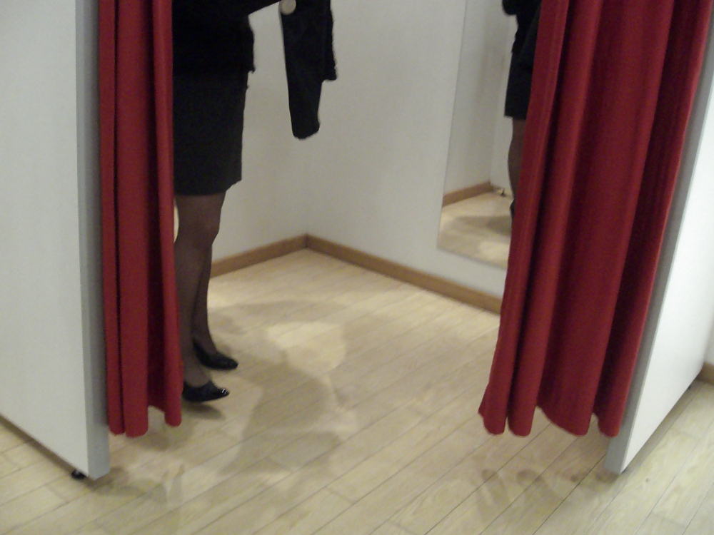 Fitting room #21474375