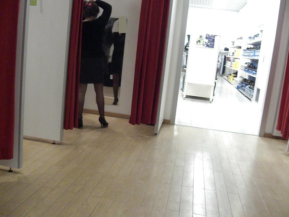 Fitting room #21474377