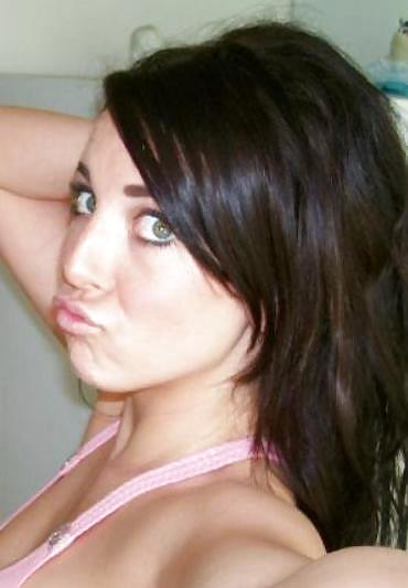 Kim #3687381